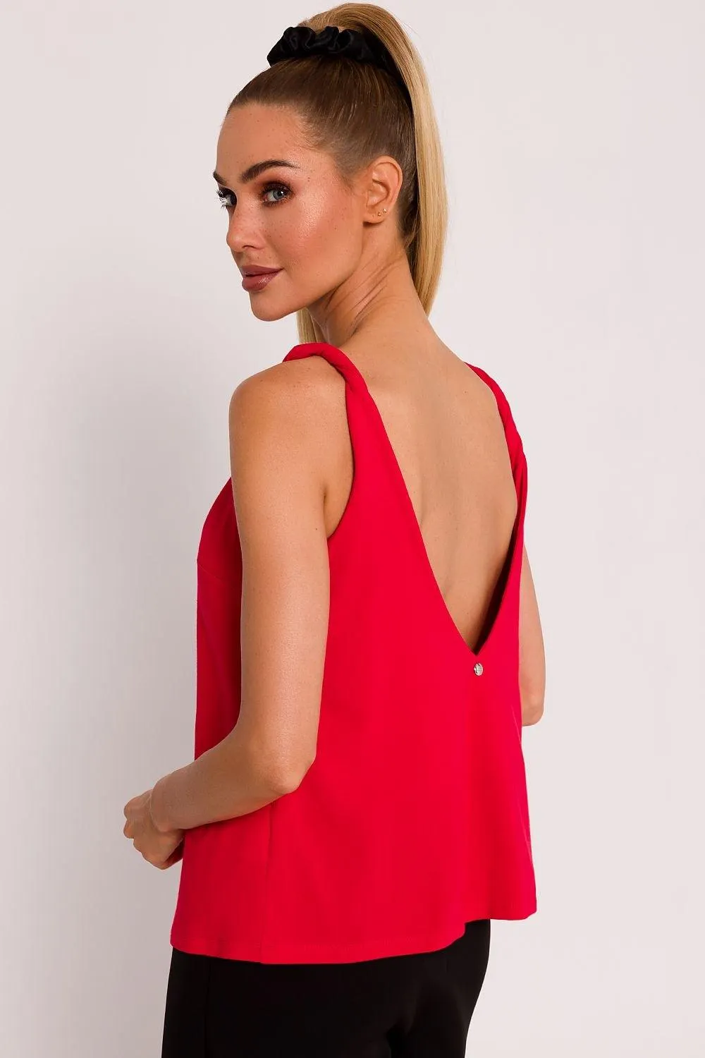 Chic A-Line Knit Top with Striking Open Back