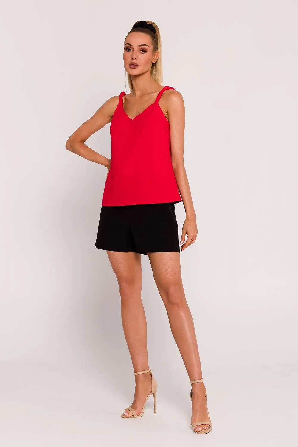 Chic A-Line Knit Top with Striking Open Back