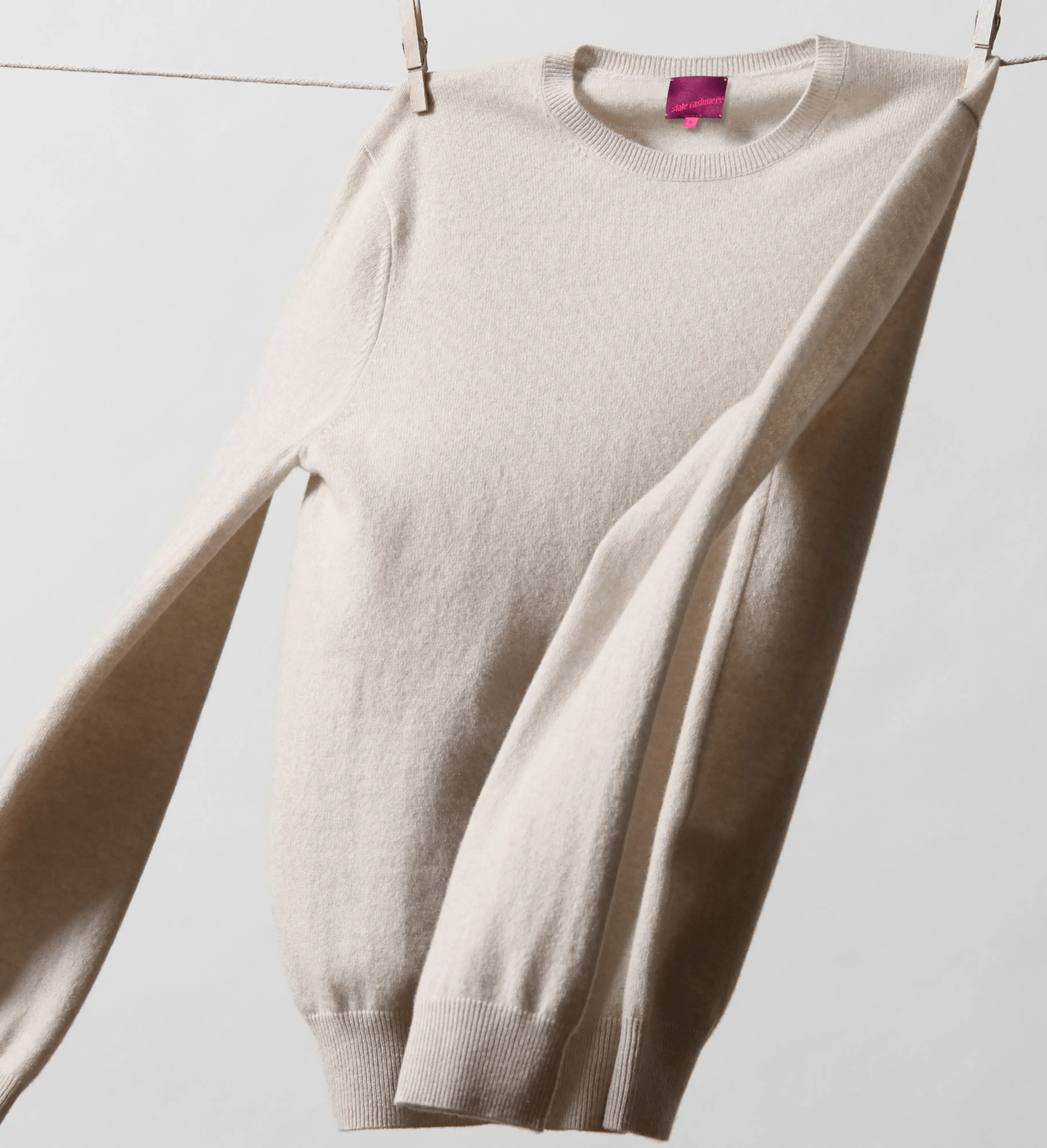 The Men’s Basic Crewneck Cashmere Sweater