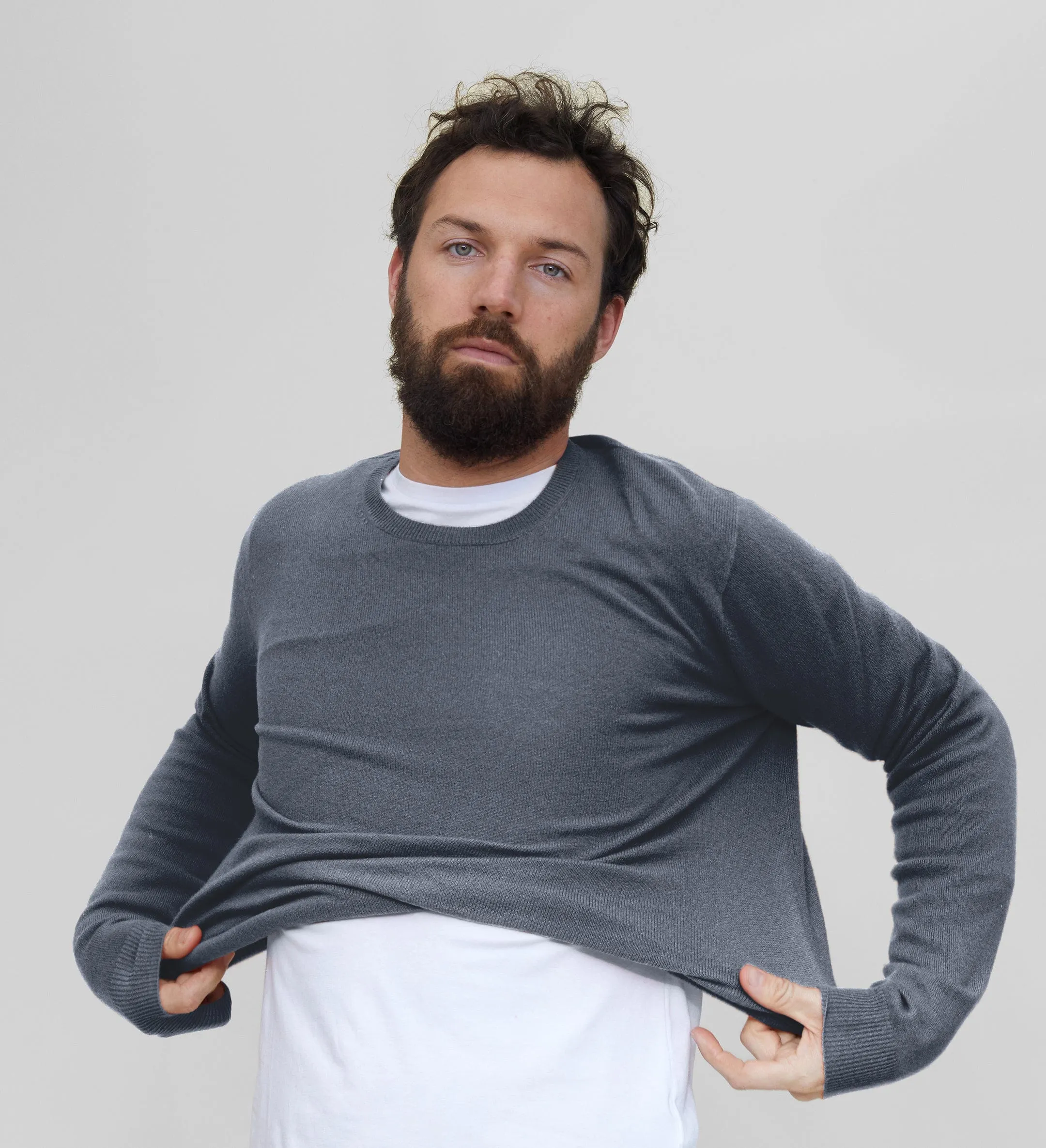 The Men’s Basic Crewneck Cashmere Sweater