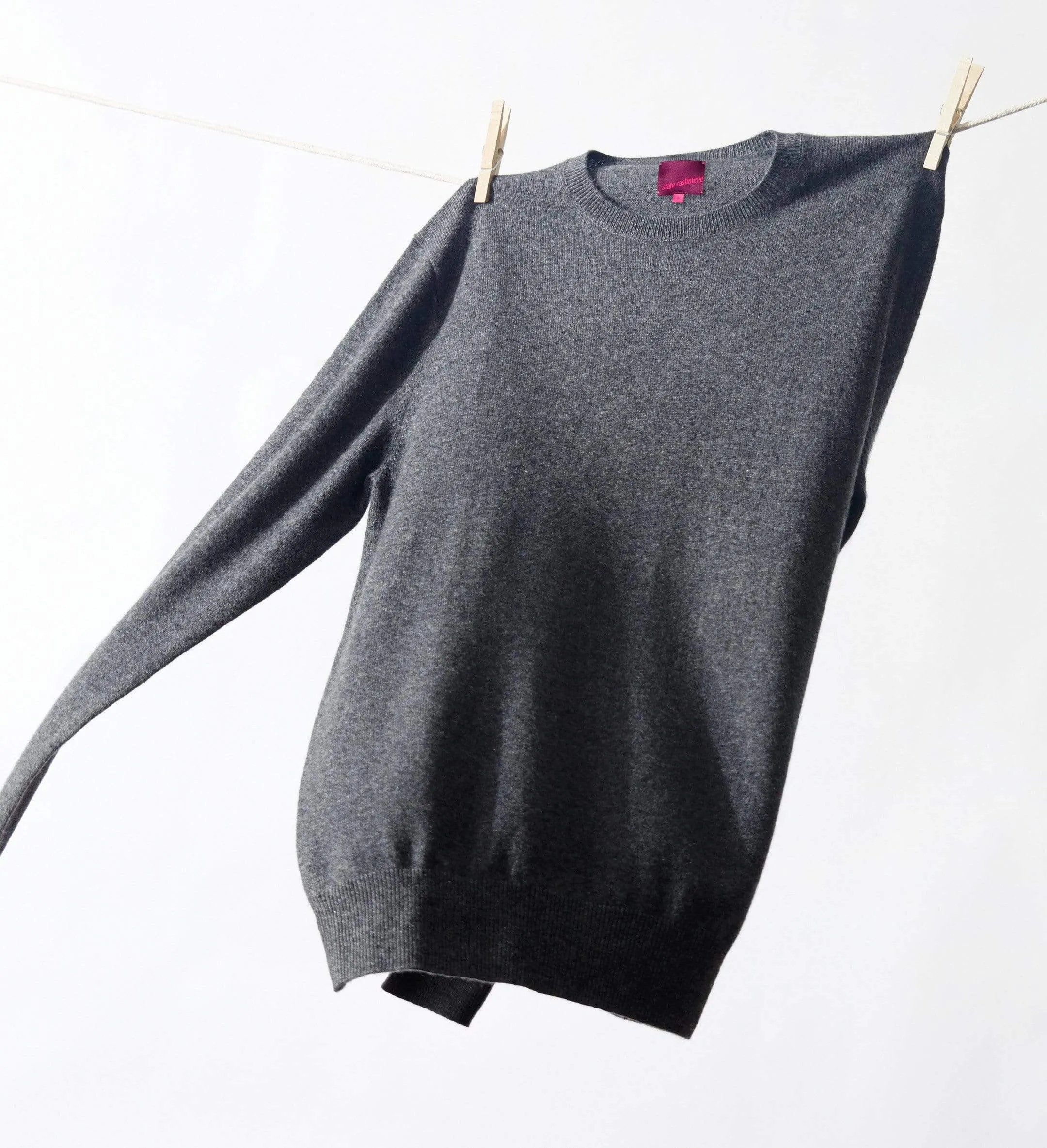 The Men’s Basic Crewneck Cashmere Sweater